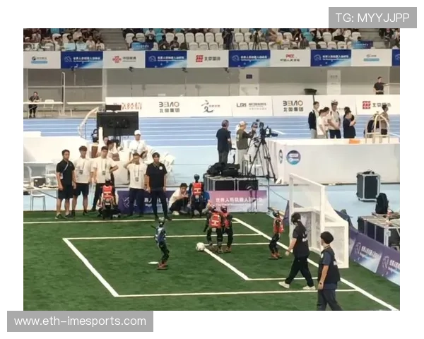 各国足球明星挑战智能机器人赛事掀起全球热潮争锋对决