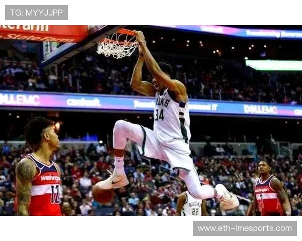 足球场上的瘦子球星如何通过独特技巧打破体型限制成为顶级球员